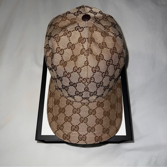 Gucci ORIGINAL GG CANVAS BASEBALL HAT WITH WEB - Picture 10 of 16